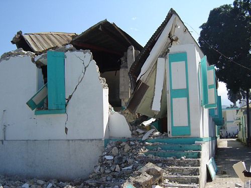 Vom Erdbeben zerstrtes Hospital Notre Dame, HAITI-2010