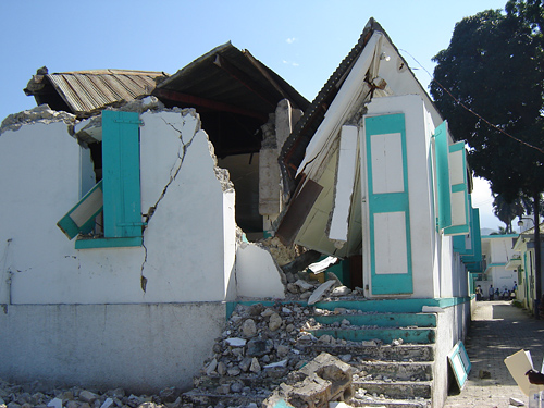 Vom Erdbeben zerst�rtes Hospital Notre Dame, HAITI-2010
